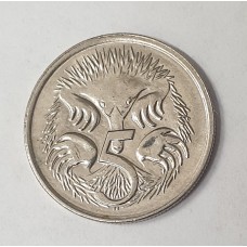 AUSTRALIA 1981 . FIVE 5 CENTS COIN . ECHIDNA
